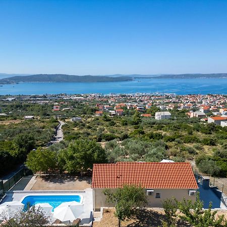 Private Villa Golden Hour With A View Of Split Area Kaštel Sućurac Eksteriør billede