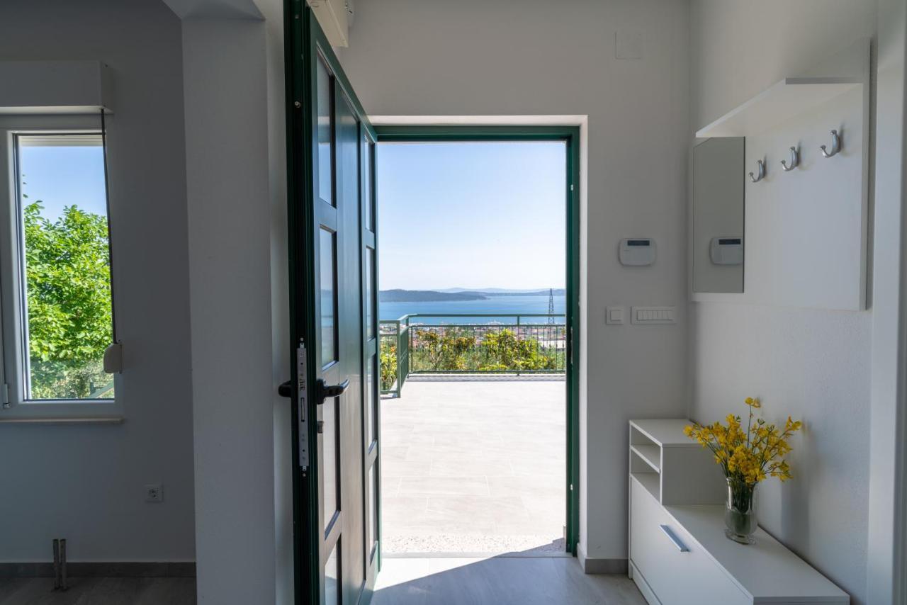 Private Villa Golden Hour With A View Of Split Area Kaštel Sućurac Eksteriør billede