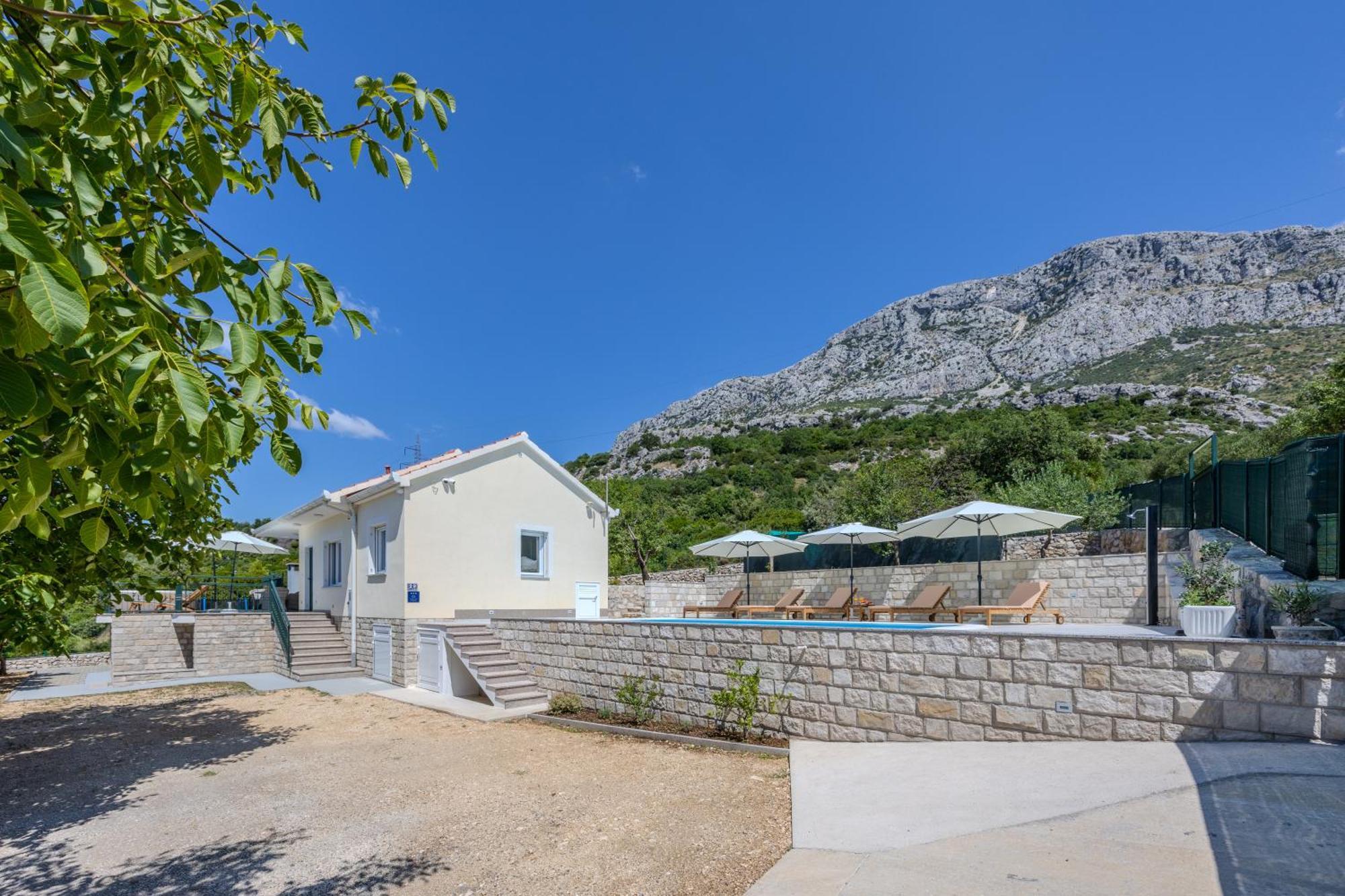 Private Villa Golden Hour With A View Of Split Area Kaštel Sućurac Eksteriør billede