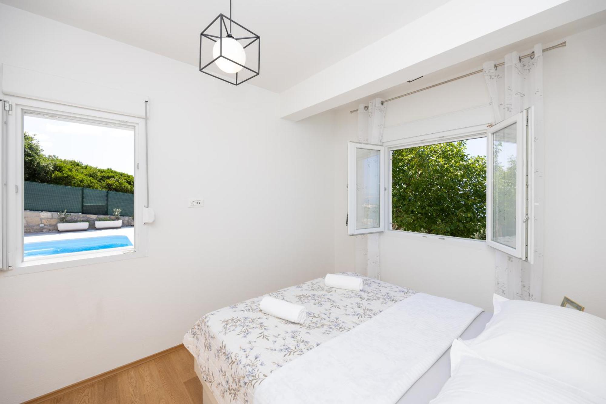 Private Villa Golden Hour With A View Of Split Area Kaštel Sućurac Eksteriør billede